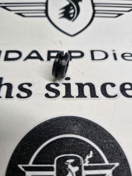 Preview: 1 x Zündapp Seitendeckelgummi 529-10.166 TPU passend bei GTS C50 Sport Typ 529 & KS 50 80 Typ 529